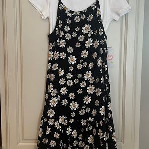 Girls daisy dress